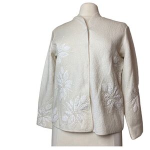 Vintage Talbot's 100% Wool Jacket Embroidered
Women's Sz Small Petite Cream